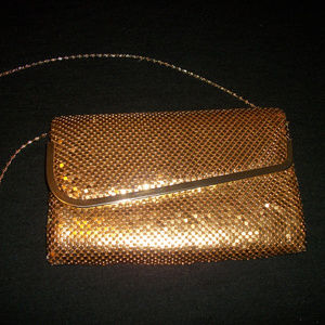 JAZZ BAR AESTHETIC VINTAGE GILTY GOLD MESH DISCS PURSE W CHAIN